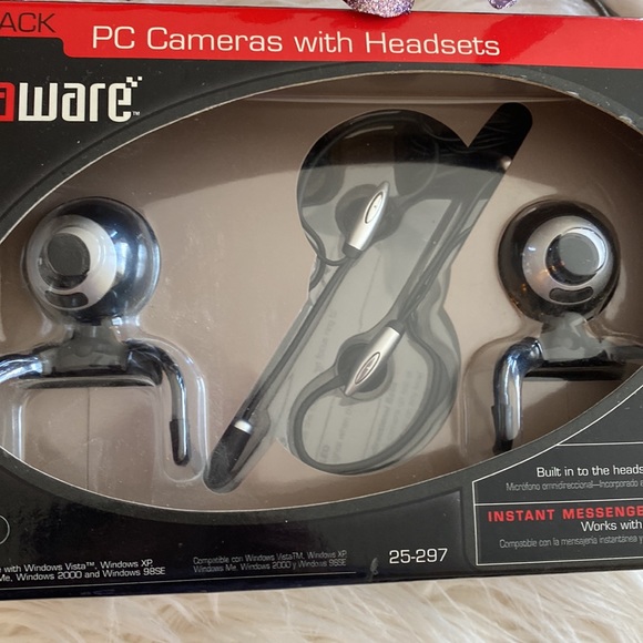 GIGA WARE 2/pack cameras with headsets - Picture 5 of 12
